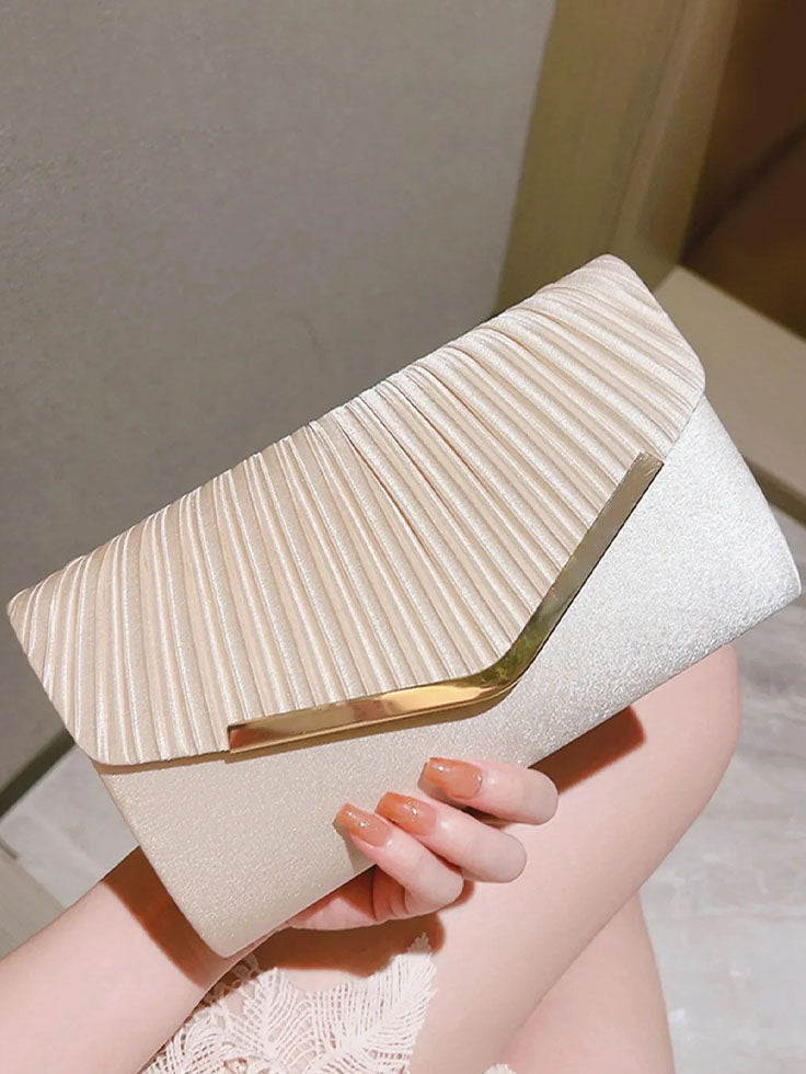 What Is a Clutch Bag and When Should You Use It? A Complete Style & Function Guide