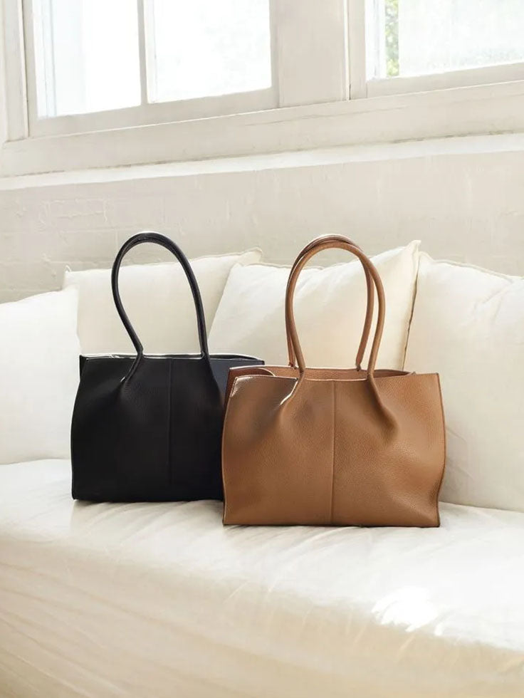 What Defines a High-Quality Leather Tote Bag?