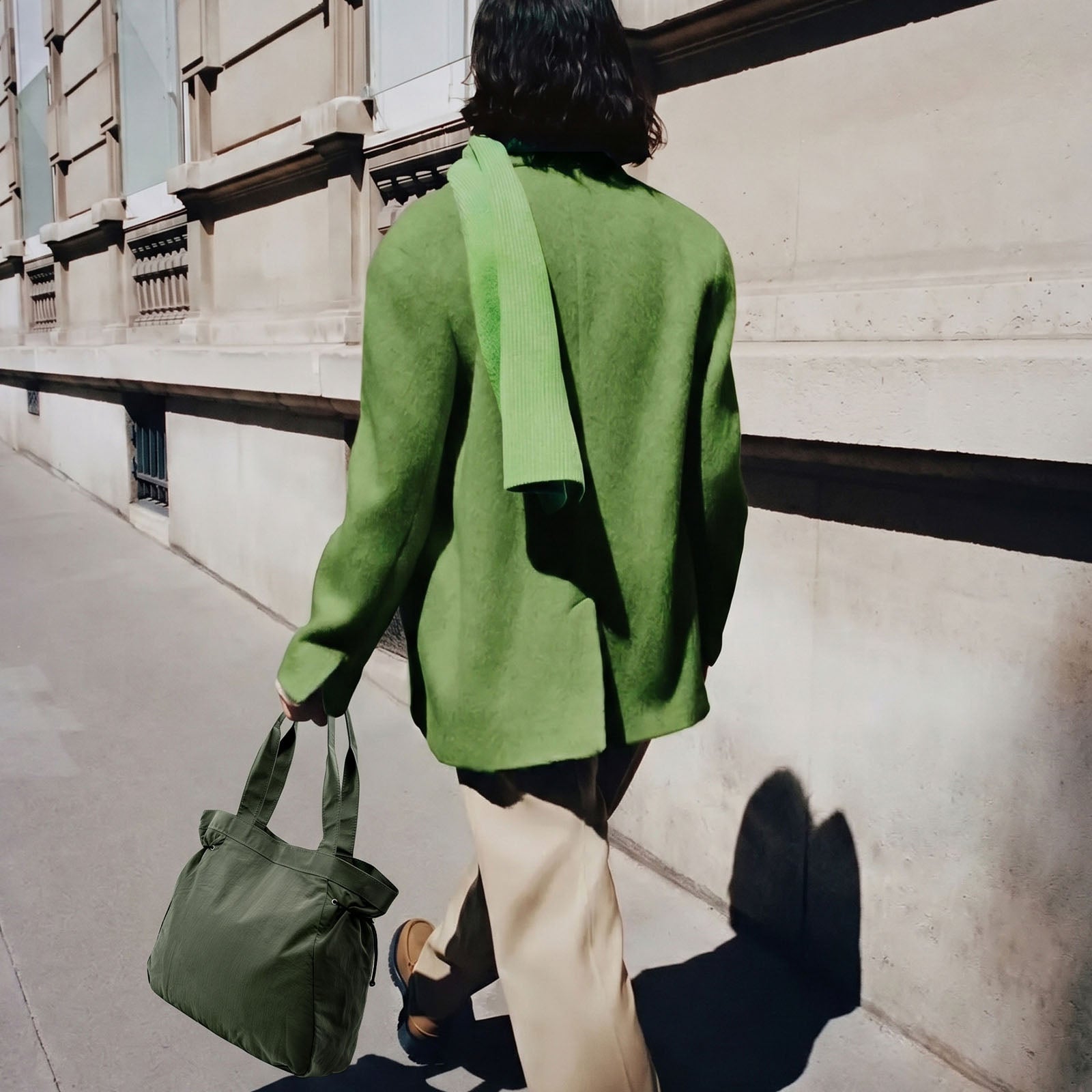 Fashional Woman Wearing Green Nylon Waterproof Tote Bag in City Street